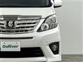 2013 Toyota Alphard