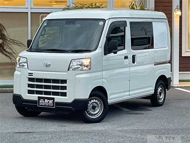 2022 Daihatsu Hijet Cargo