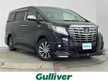 2017 Toyota Alphard Hybrid