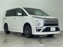 2019 Mitsubishi Delica D5
