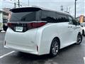 2023 Toyota Alphard Hybrid