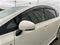 2016 Toyota PRIUS α