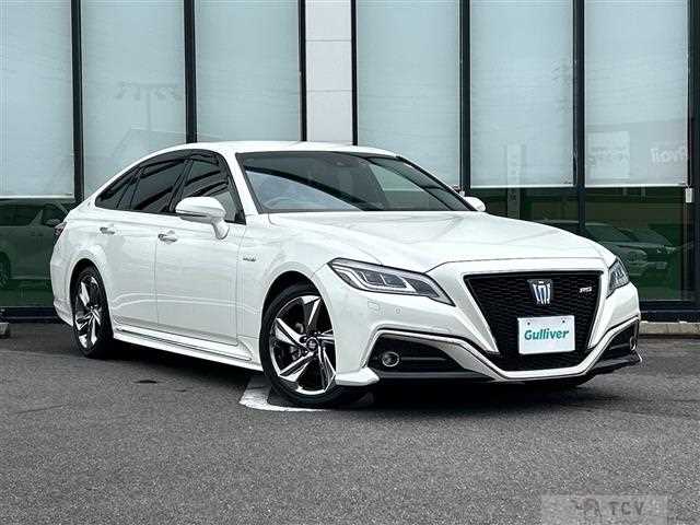 2018 Toyota Crown Hybrid