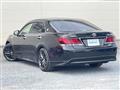 2015 Toyota Crown Hybrid