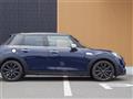 2019 BMW MINI