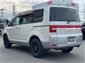 2011 Mitsubishi Delica D5