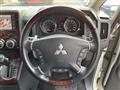 2011 Mitsubishi Delica D5