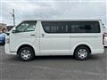 2010 Toyota Regiusace Van