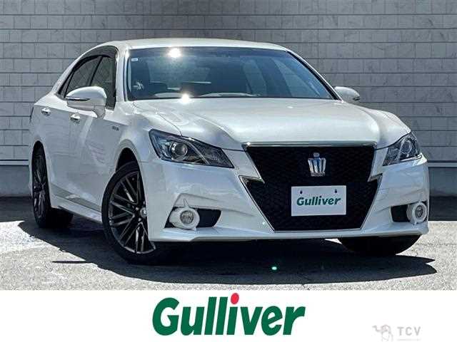 2015 Toyota Crown Hybrid