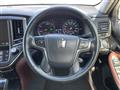 2015 Toyota Crown Hybrid