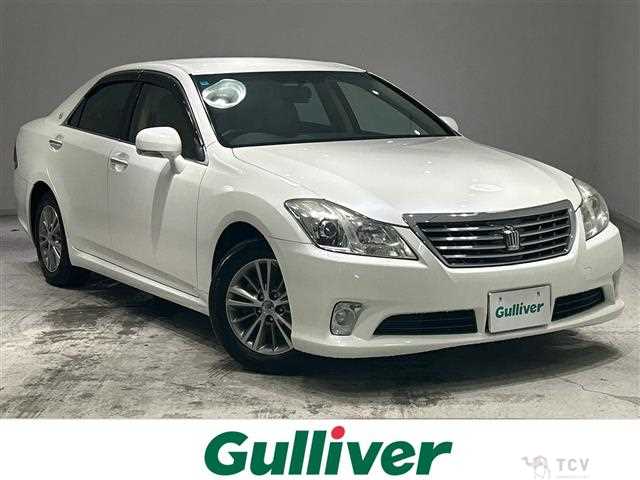2012 Toyota Crown Royal Series
