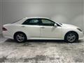 2012 Toyota Crown Royal Series