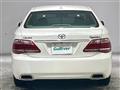 2012 Toyota Crown Royal Series