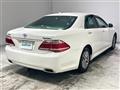 2012 Toyota Crown Royal Series