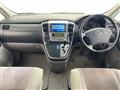 2005 Toyota Alphard V