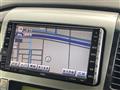 2005 Toyota Alphard V