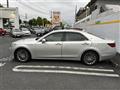 2013 Toyota Crown Hybrid