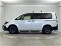 2017 Mitsubishi Delica D5