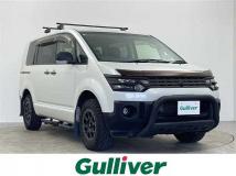 2017 Mitsubishi Delica D5