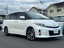 2013 Toyota Estima