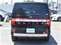 2019 Mitsubishi Delica D5