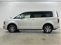 2021 Mitsubishi Delica D5