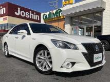 2014 Toyota Crown Hybrid
