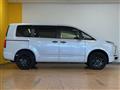 2025 Mitsubishi Delica D5