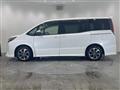 2017 Toyota Noah