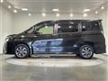 2017 Toyota Voxy