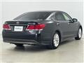 2013 Toyota Crown Hybrid