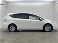 2012 Toyota PRIUS α