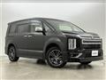2019 Mitsubishi Delica D5