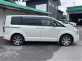 2021 Mitsubishi Delica D5