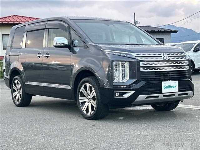 2022 Mitsubishi Delica D5