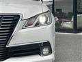 2013 Toyota Crown Hybrid