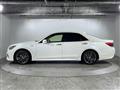 2016 Toyota Crown Hybrid