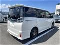 2017 Toyota Voxy