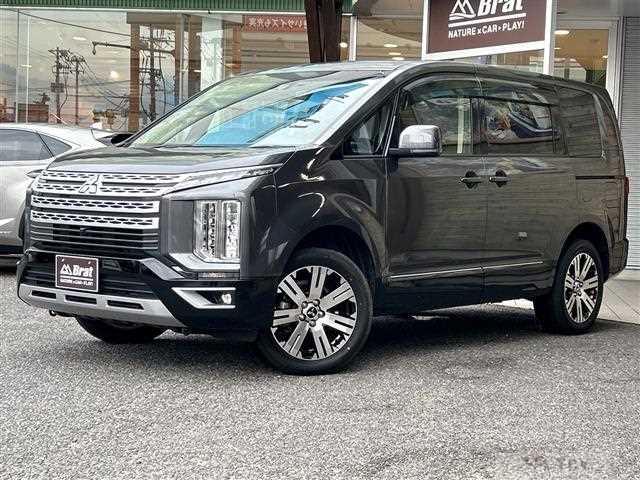 2019 Mitsubishi Delica D5