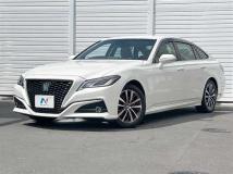 2020 Toyota Crown Hybrid