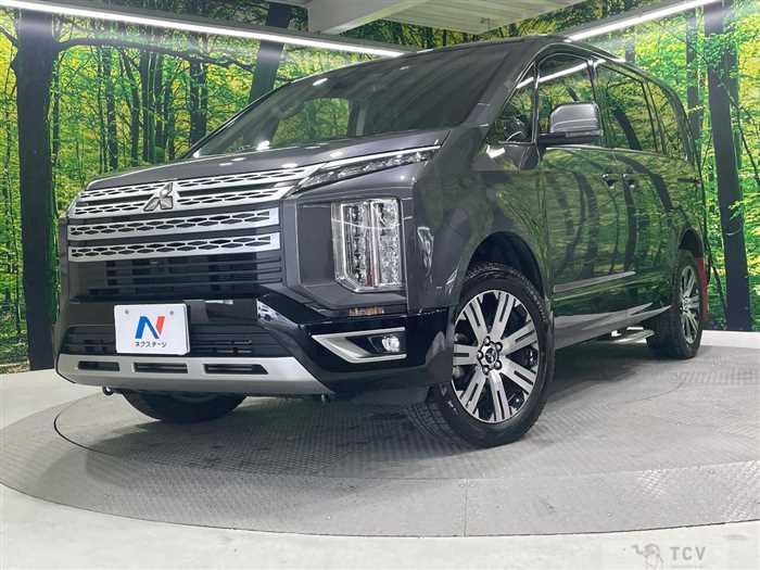2019 Mitsubishi Delica D5