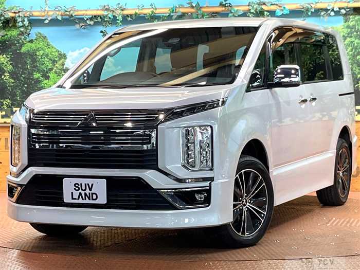 2024 Mitsubishi Delica D5