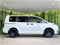 2025 Mitsubishi Delica D5