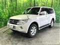 2013 Mitsubishi Pajero