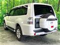 2013 Mitsubishi Pajero