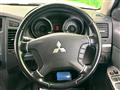 2013 Mitsubishi Pajero