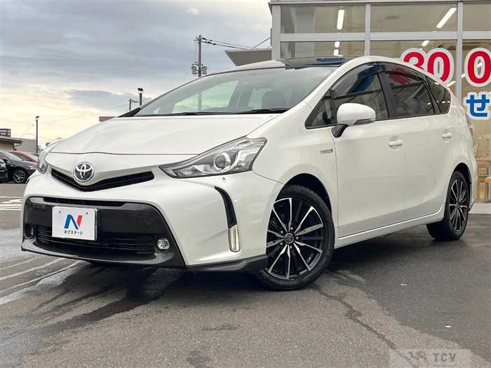 2016 Toyota PRIUS α