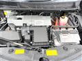 2011 Toyota PRIUS α