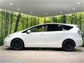 2012 Toyota PRIUS α