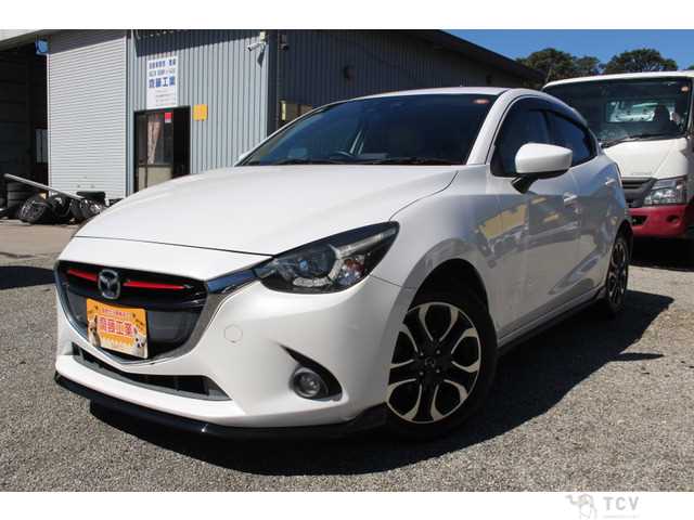 2014 Mazda Demio